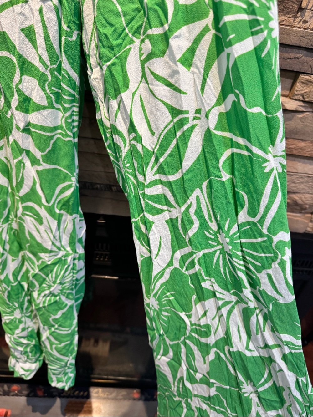 NWT Faithfull the Brand Green Floral Print Tie-Back Jumpsuit women's L - Picture 3 of 7